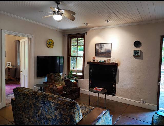 2 BEDROOM FREESTANDING FOR SALE IN NIEU BETHESDA